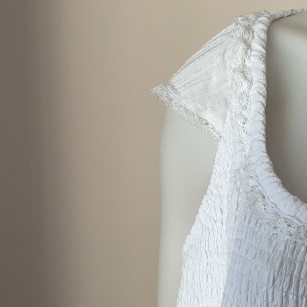 Dex Smocked Dress - Picture 3 of 11